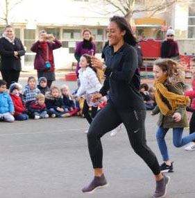 Des champions olympiques à la rencontre des enfants