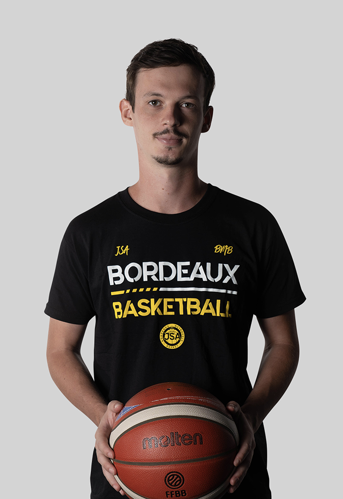 Mathieu Hubert, nouveau coach de léquipe Première